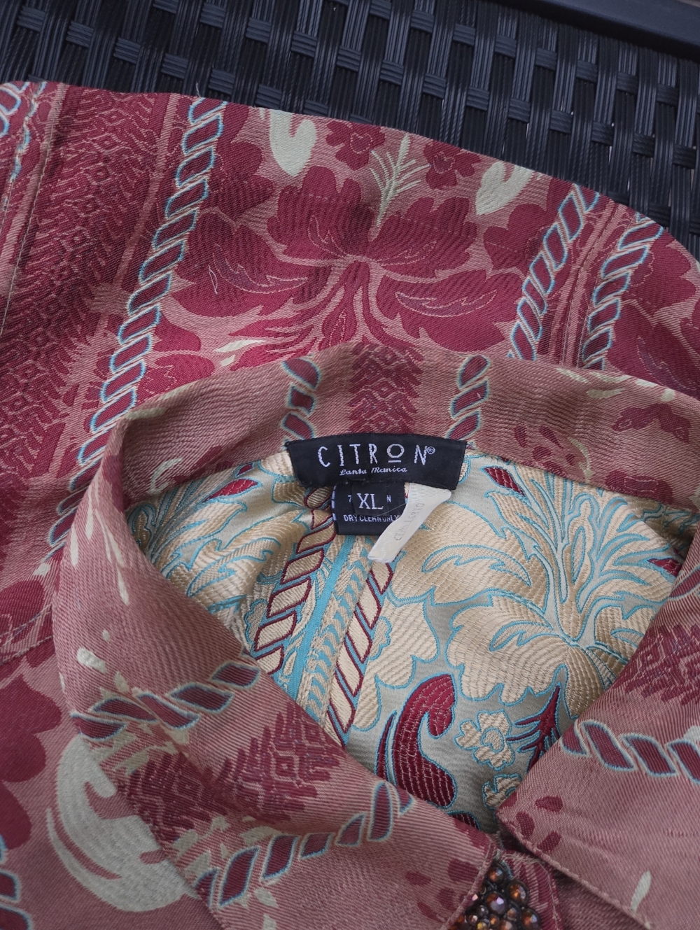 Citron Santa Monica Rose and Cream Jacquard Floral Button-Up Jacket. - Picture 4 of 4